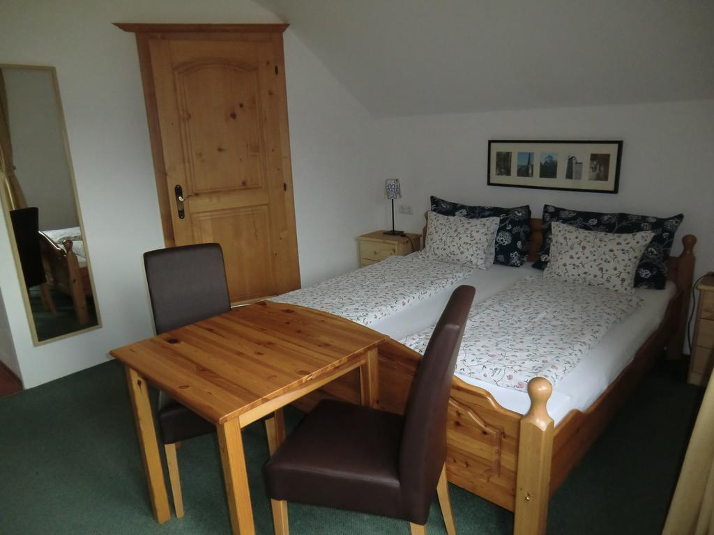 Haus Rye B&B Obertraun Chambre photo
